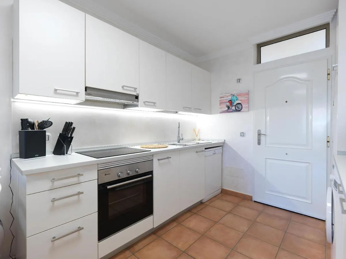Apartment Brand New Home With Sunset Terrace Mogan