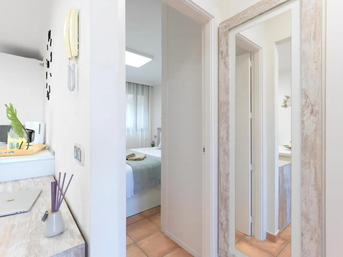 Brand New Home With Sunset Terrace Mogan Apartment